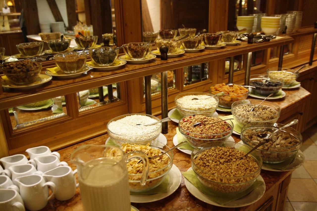 Wellnesshotel Tanne Баїрсбронн Екстер'єр фото